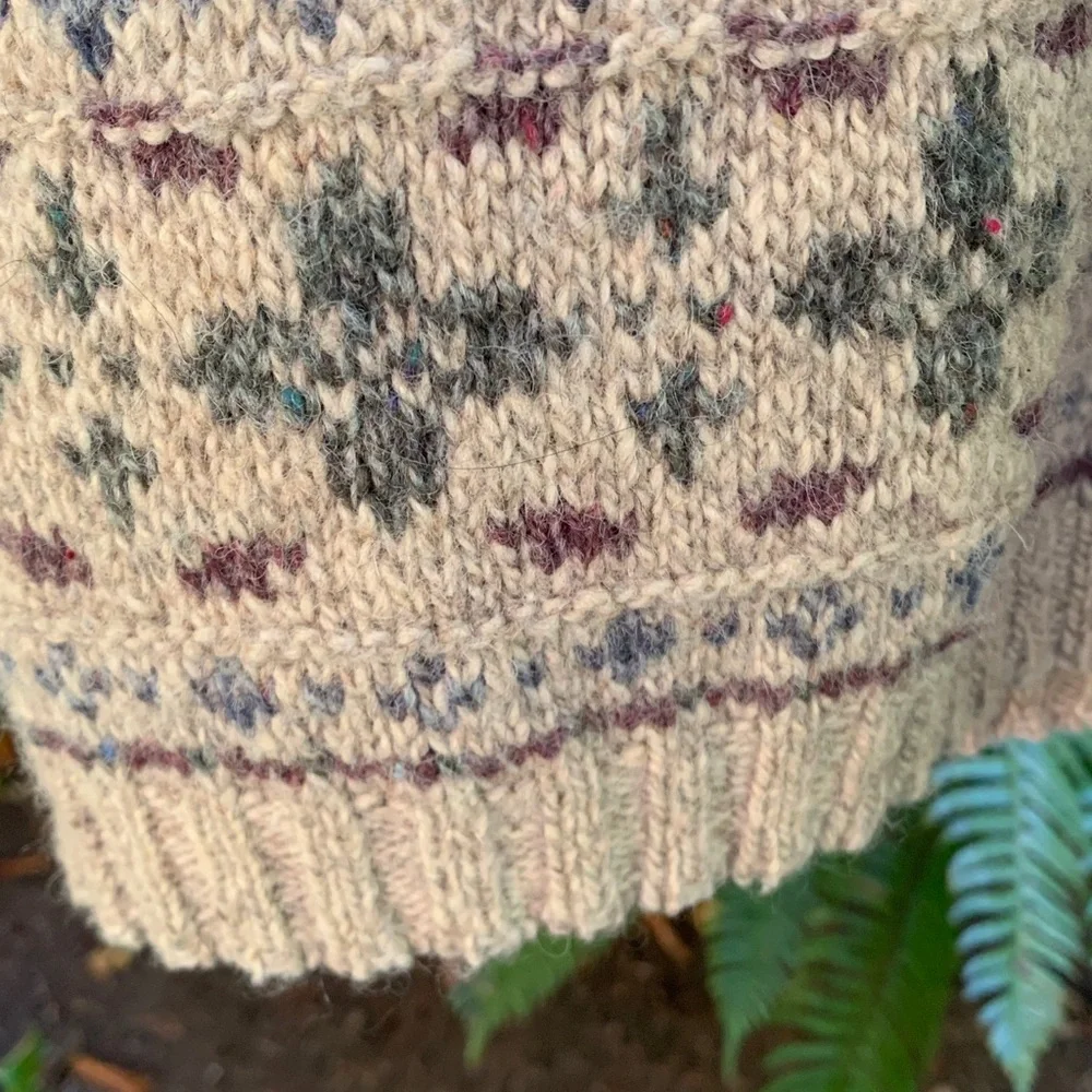 Eddie Bauer Multicolor Crew Neck Sweater - Picture 6 of 7